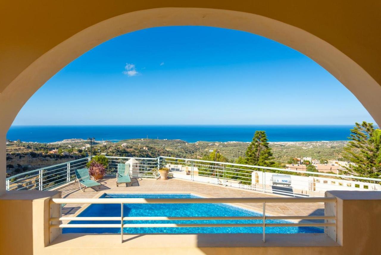 Villa Selini Roussospítion Екстериор снимка